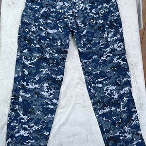 Authentic Navy Digital Camo Working Trouser/Pant US Navy Med-Long 5 Pocket Cargo